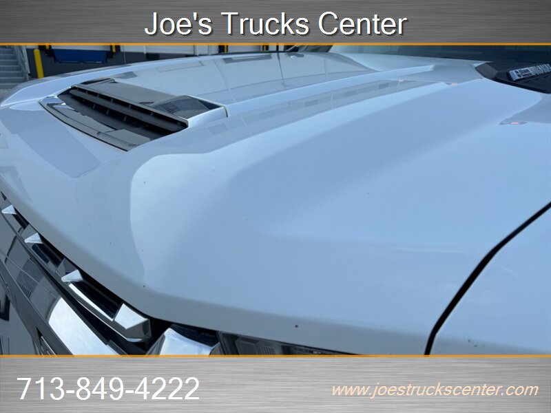 Used 2021 Chevrolet Silverado 3500 LTZ w/ LTZ Convenience Package AWD/4WD image 63