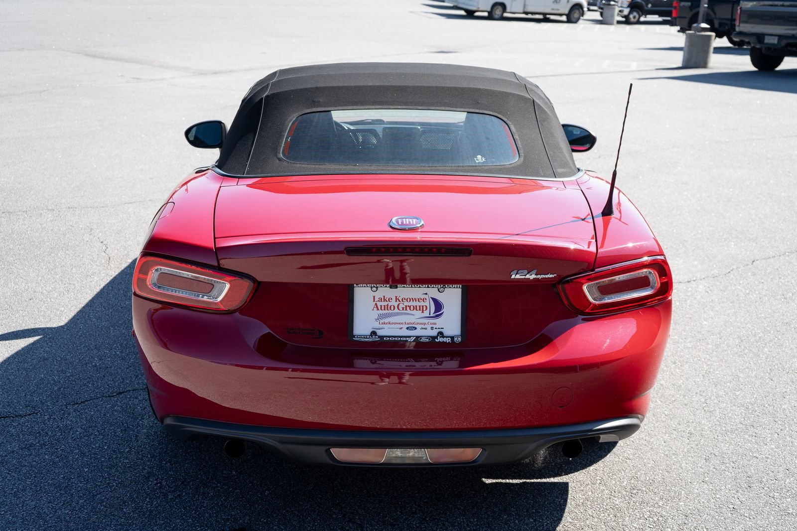Used 2018 FIAT 124 Spider Classica w/ Technology Group image 8