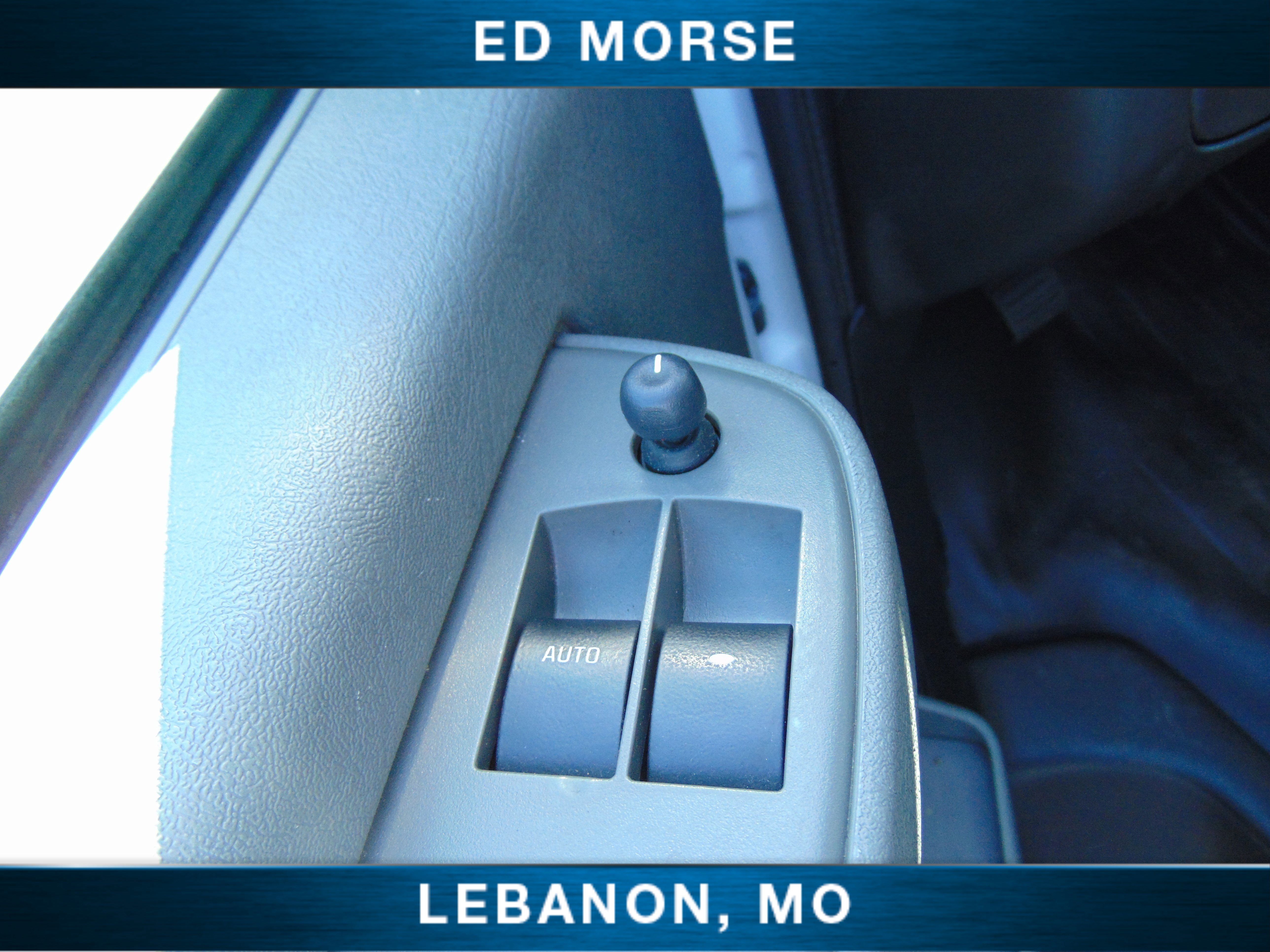 Used 2024 Chevrolet Express 2500 w/ Driver Convenience Package RWD image 23