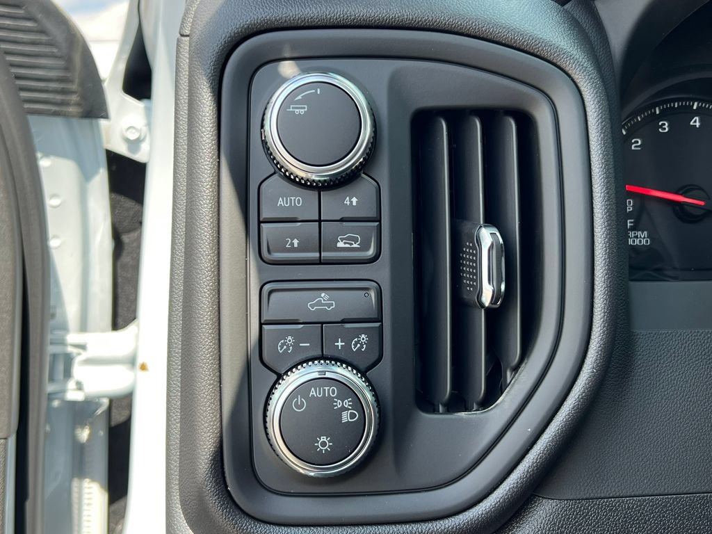 New 2025 GMC Sierra 1500 Pro w/ Pro Value Package AWD/4WD image 16