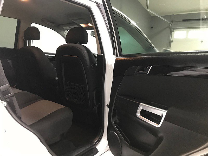 Used 2013 Chevrolet Captiva Sport LT image 18