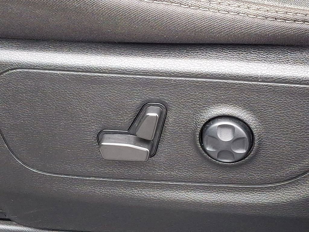 Used 2021 RAM 1500 Big Horn image 25