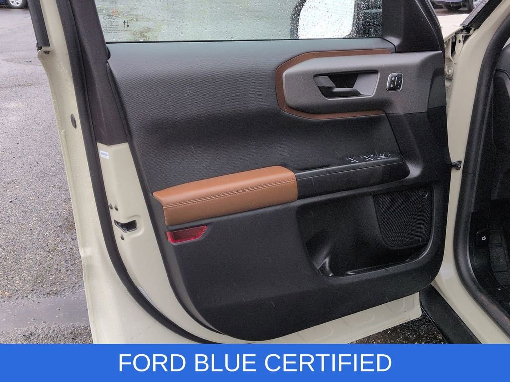 Certified 2025 Ford Bronco Sport Outer Banks w/ Outer Banks Tech Package+ image 9