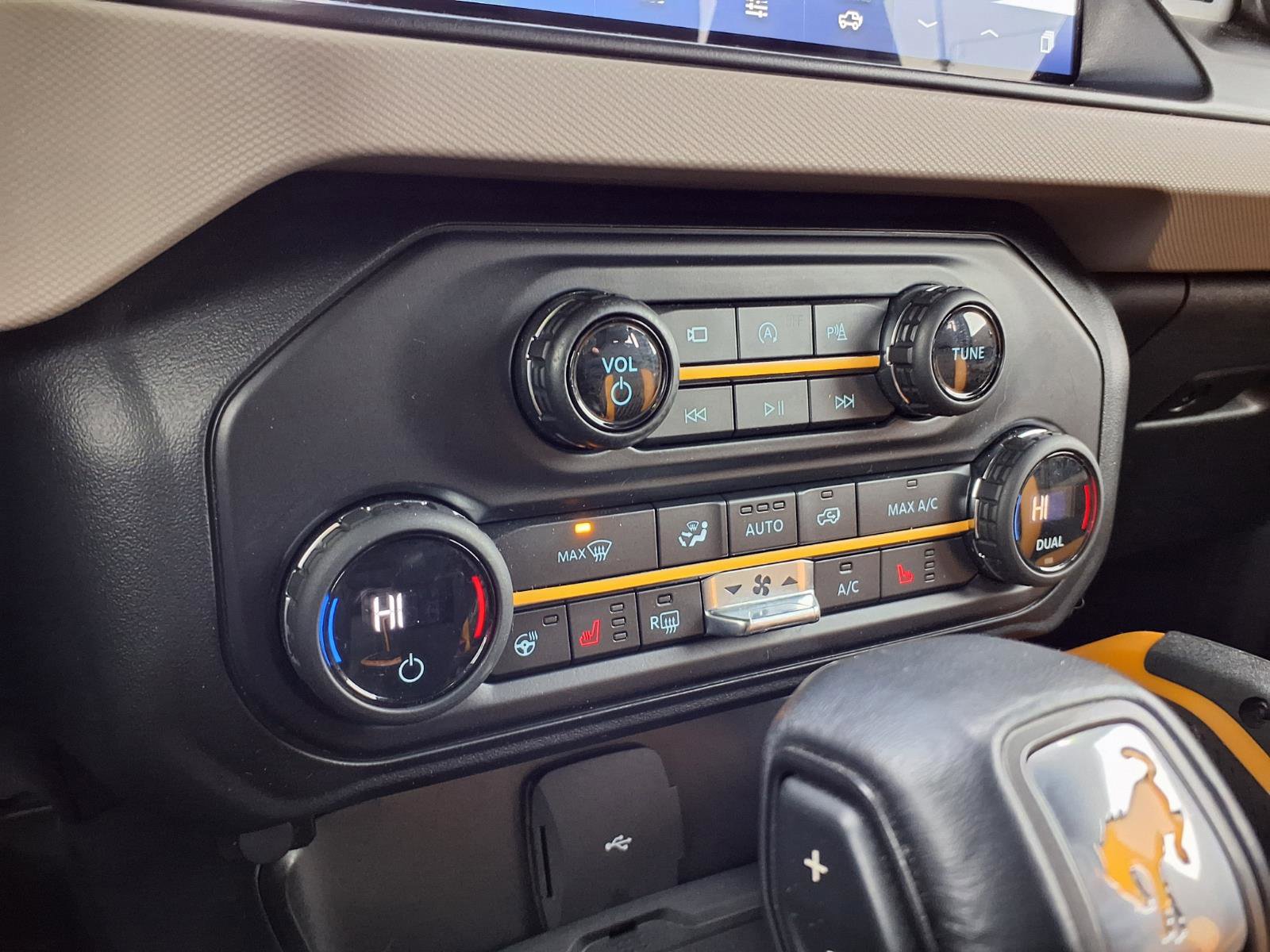 Used 2021 Ford Bronco Wildtrak image 14