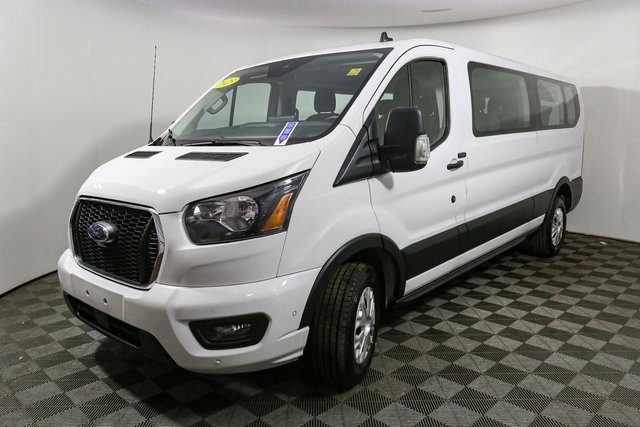 Used 2023 Ford Transit 350 XLT image 5