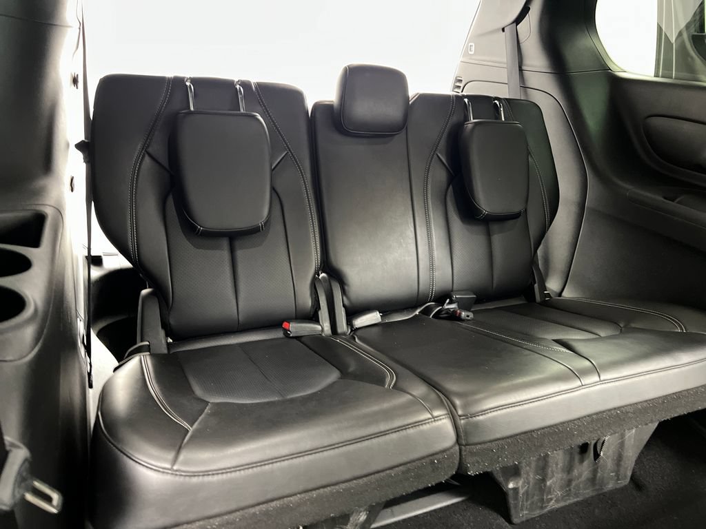 Used 2025 Chrysler Pacifica Select FWD image 34