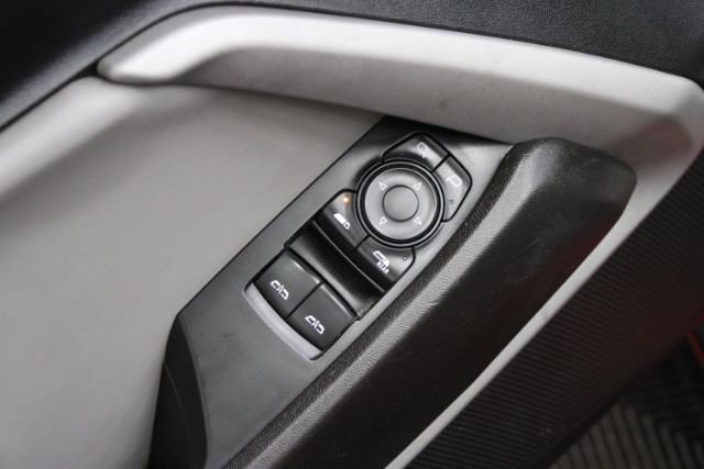Used 2020 Chevrolet Camaro LT RWD image 9