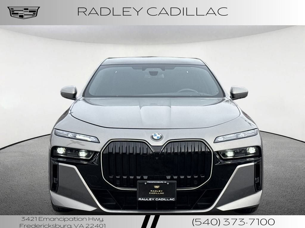 Used 2024 BMW 760i xDrive w/ Executive Package image 25