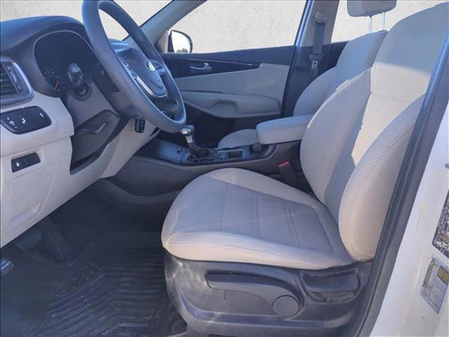 Used 2019 Kia Sorento LX image 24