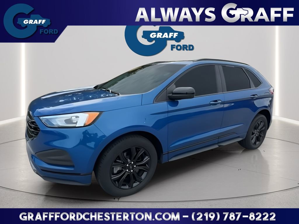 Used 2022 Ford Edge SE w/ Black Appearance Package