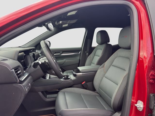 Used 2026 GMC Terrain AT4 w/ Technology Package II image 9