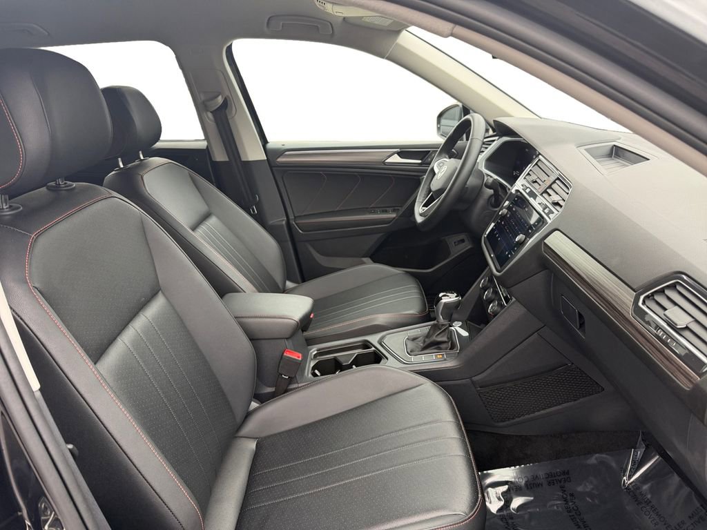 Used 2024 Volkswagen Tiguan Wolfsburg Edition image 15