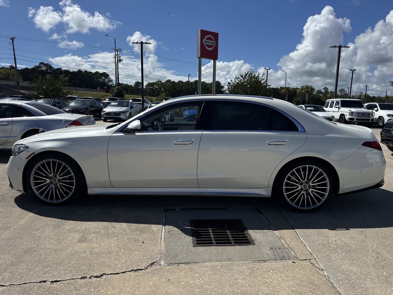 Used 2022 Mercedes-Benz S 500 4MATIC image 8