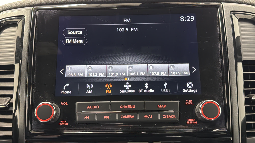 Used 2023 Nissan Titan PRO-4X w/ Pro-4x Convenience Package AWD/4WD image 28