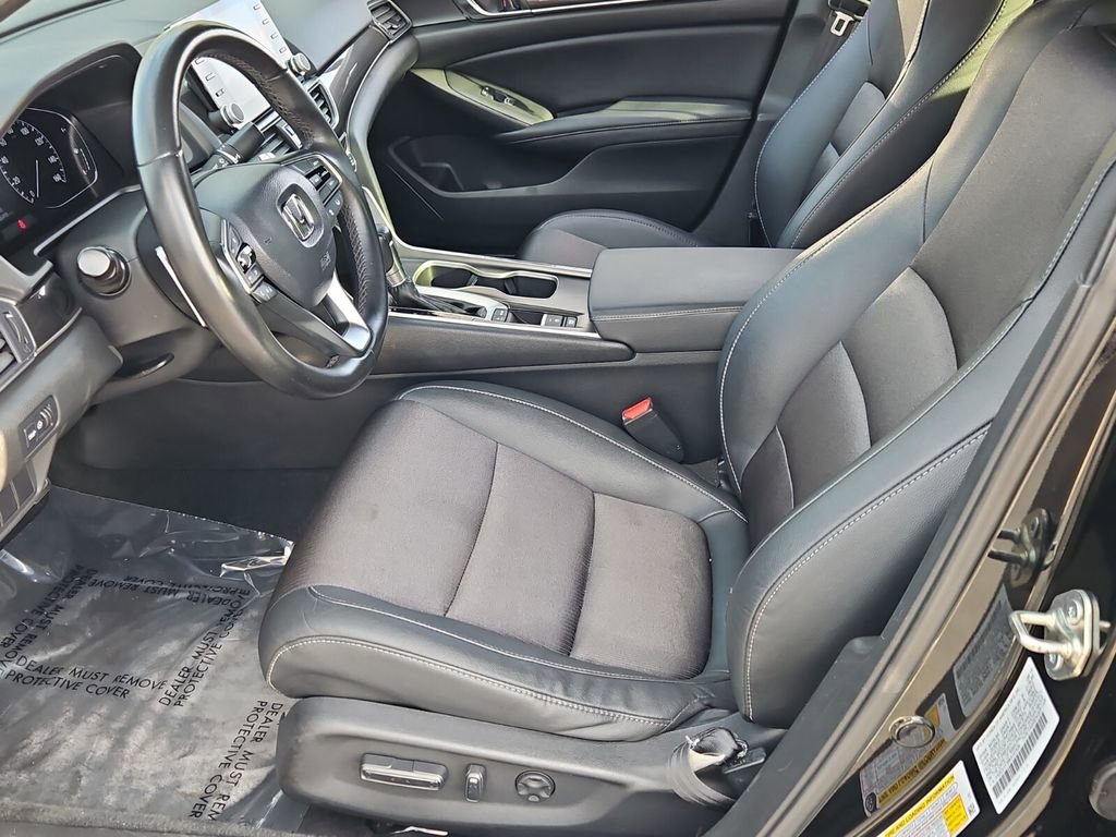 Used 2019 Honda Accord Sport image 11