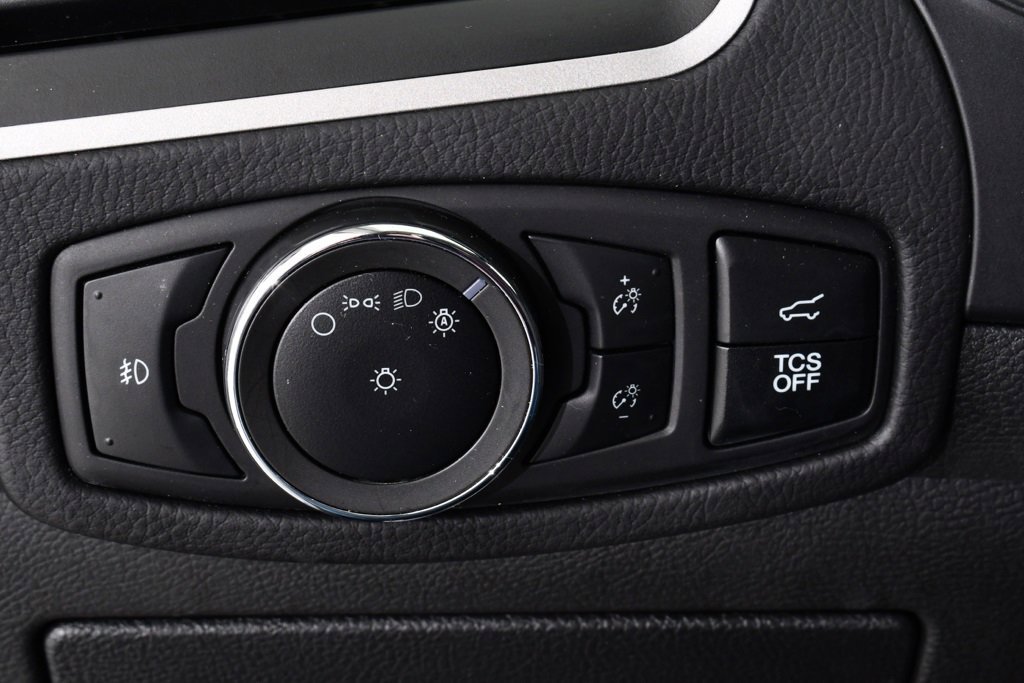 Used 2024 Ford Edge SEL w/ Convenience Package image 32