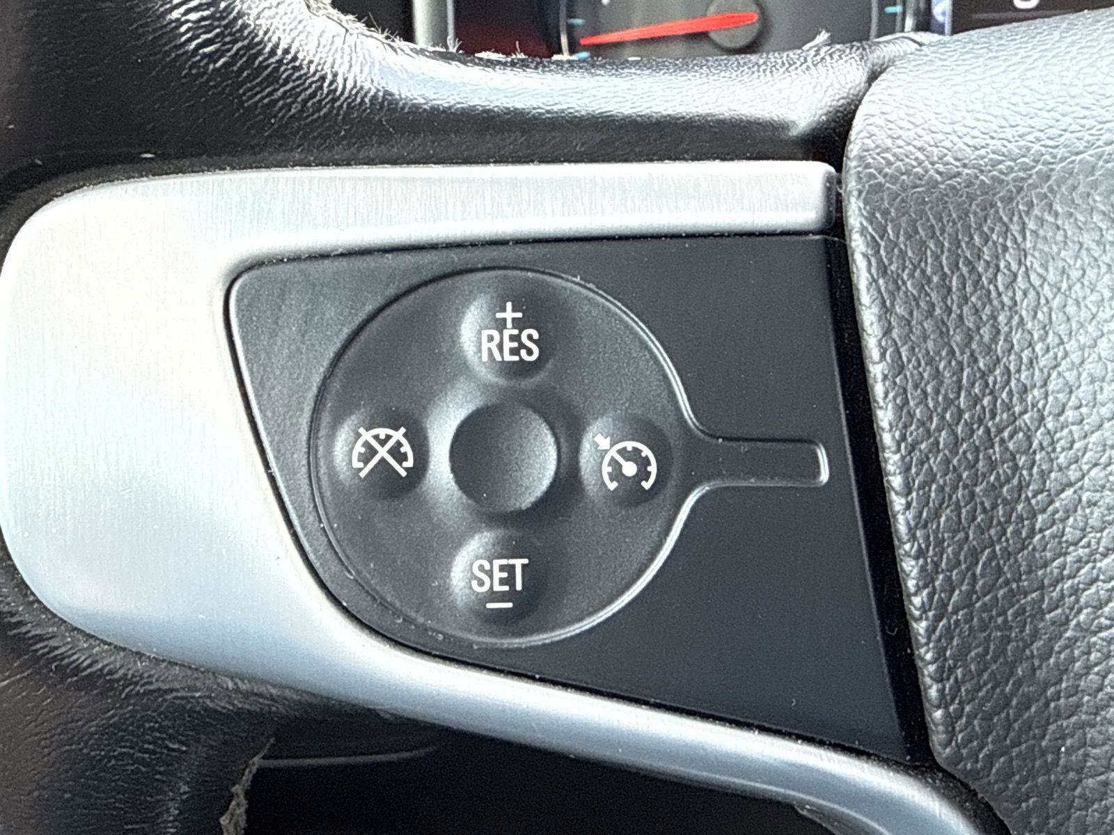 Used 2018 GMC Sierra 3500 SLE w/ SLE Preferred Package image 21