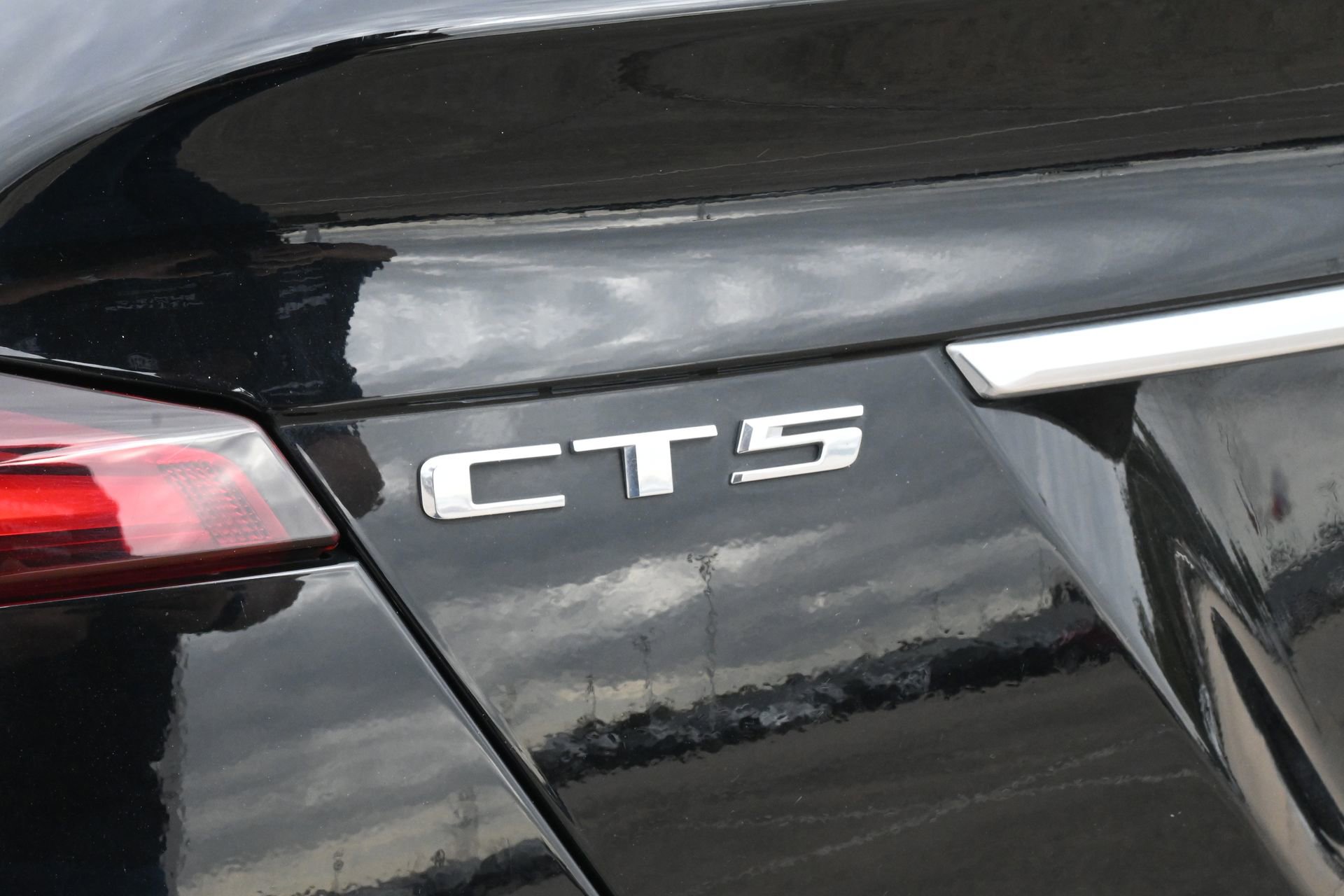 Certified 2024 Cadillac CT5 Luxury w/ Sun And Sound Package image 21