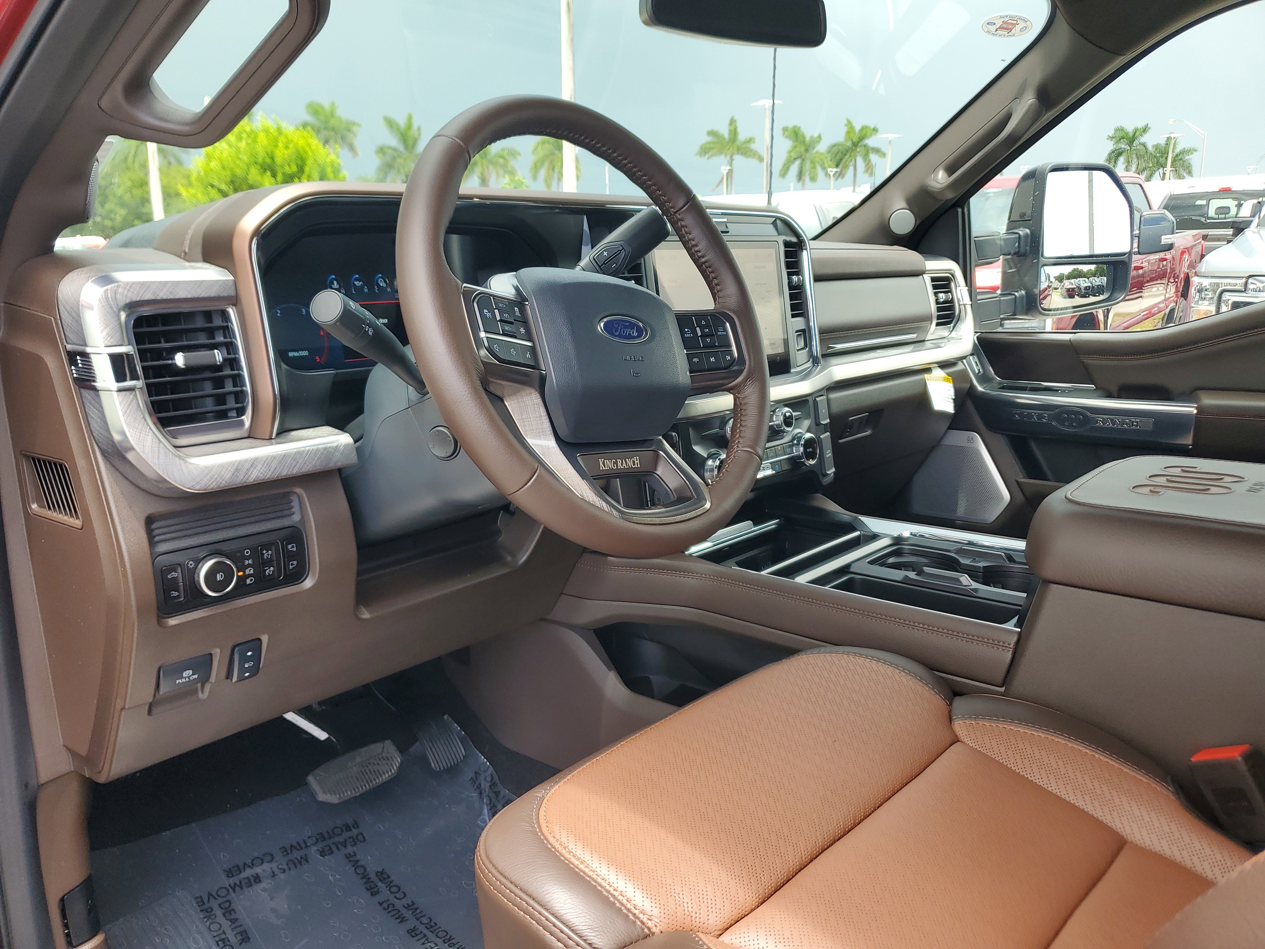 Used 2025 Ford F350 King Ranch image 9