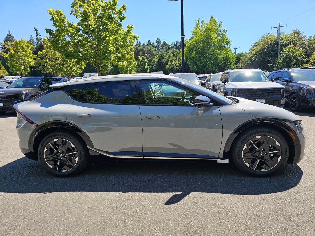 New 2026 Kia EV6 Wind AWD/4WD image 4
