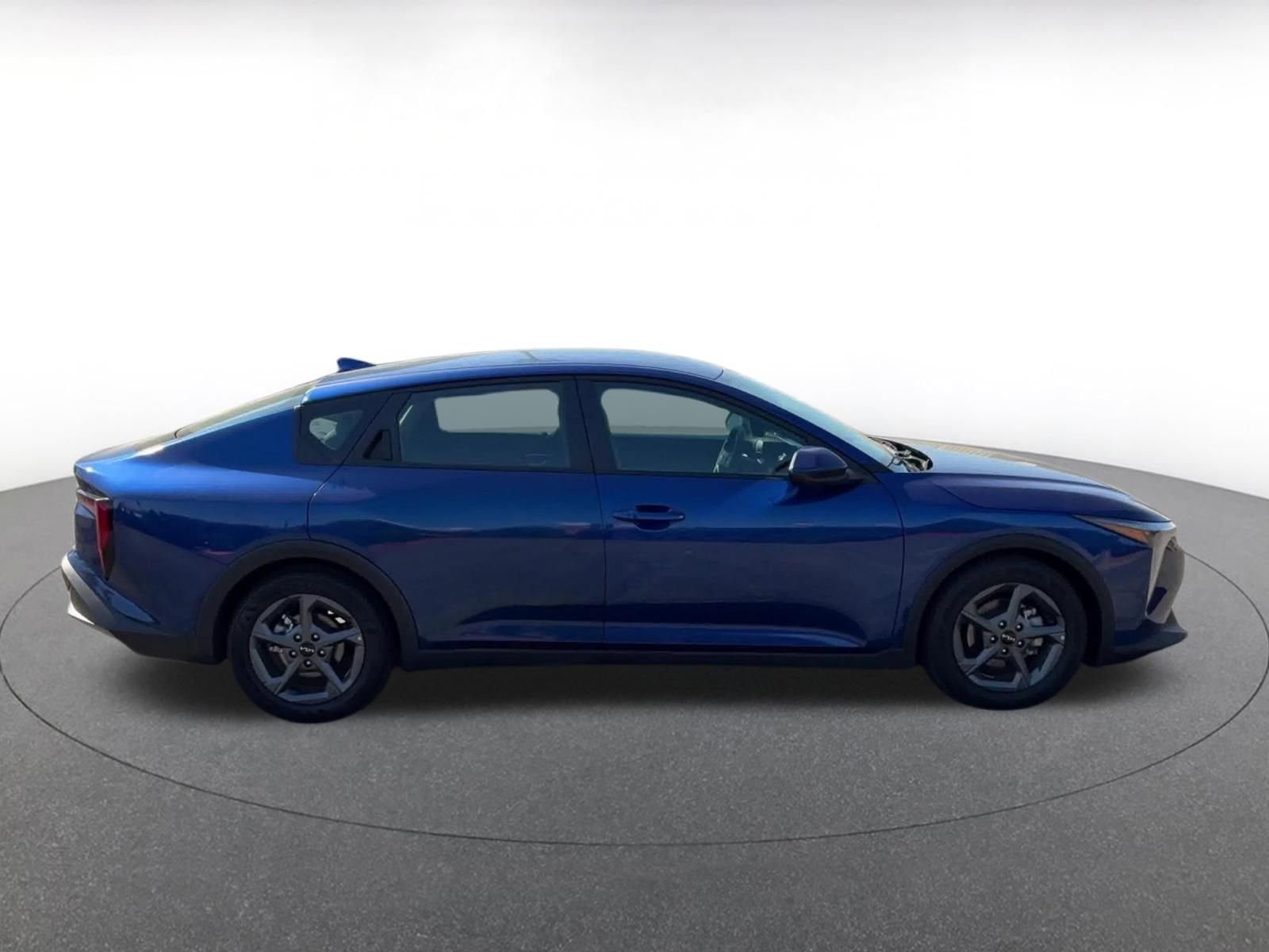 Used 2025 Kia K4 FWD image 16
