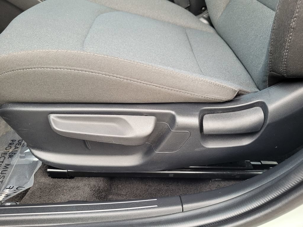 Used 2025 Kia K4 FWD image 13
