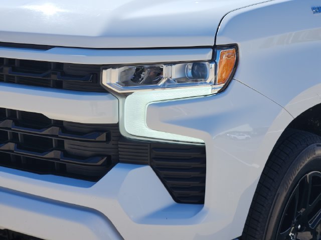 Used 2024 Chevrolet Silverado 1500 RST w/ Convenience Package II RWD image 15