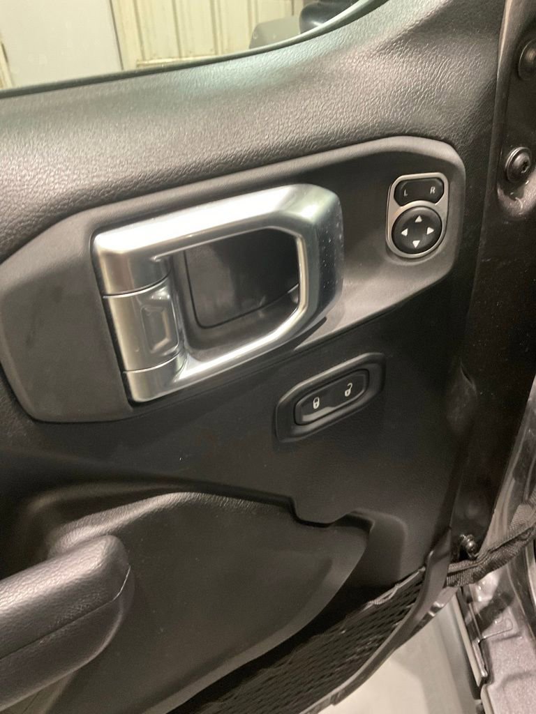 Used 2025 Jeep Wrangler Unlimited Sport S 4xe image 7