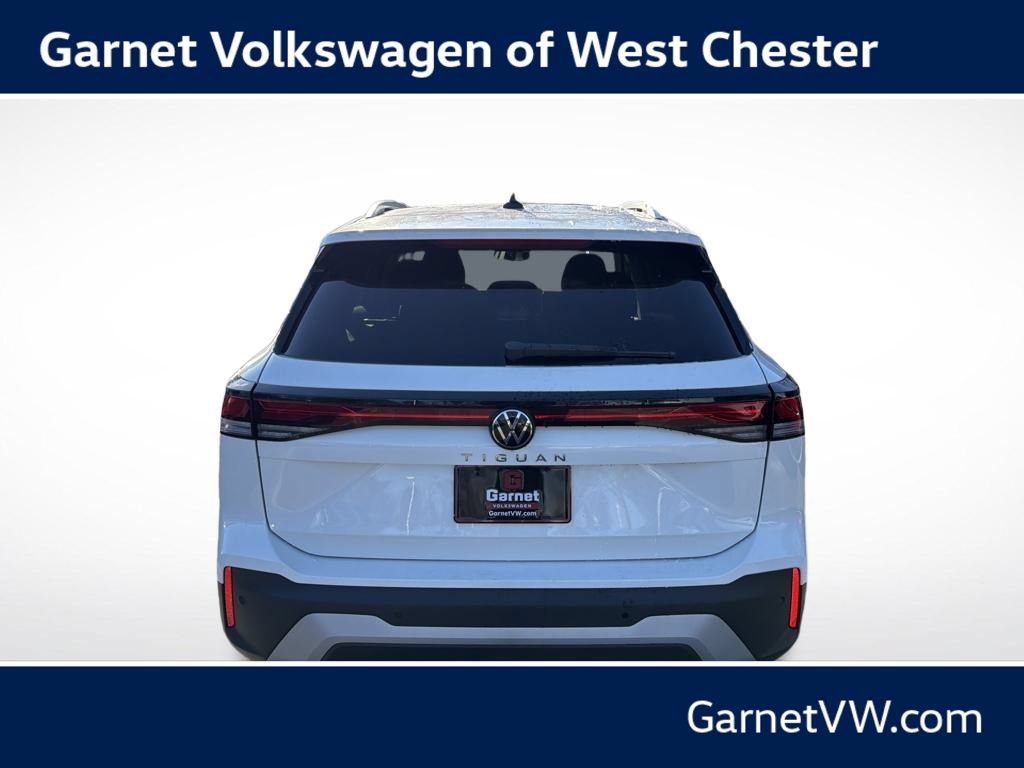 New 2026 Volkswagen Tiguan S FWD video 3