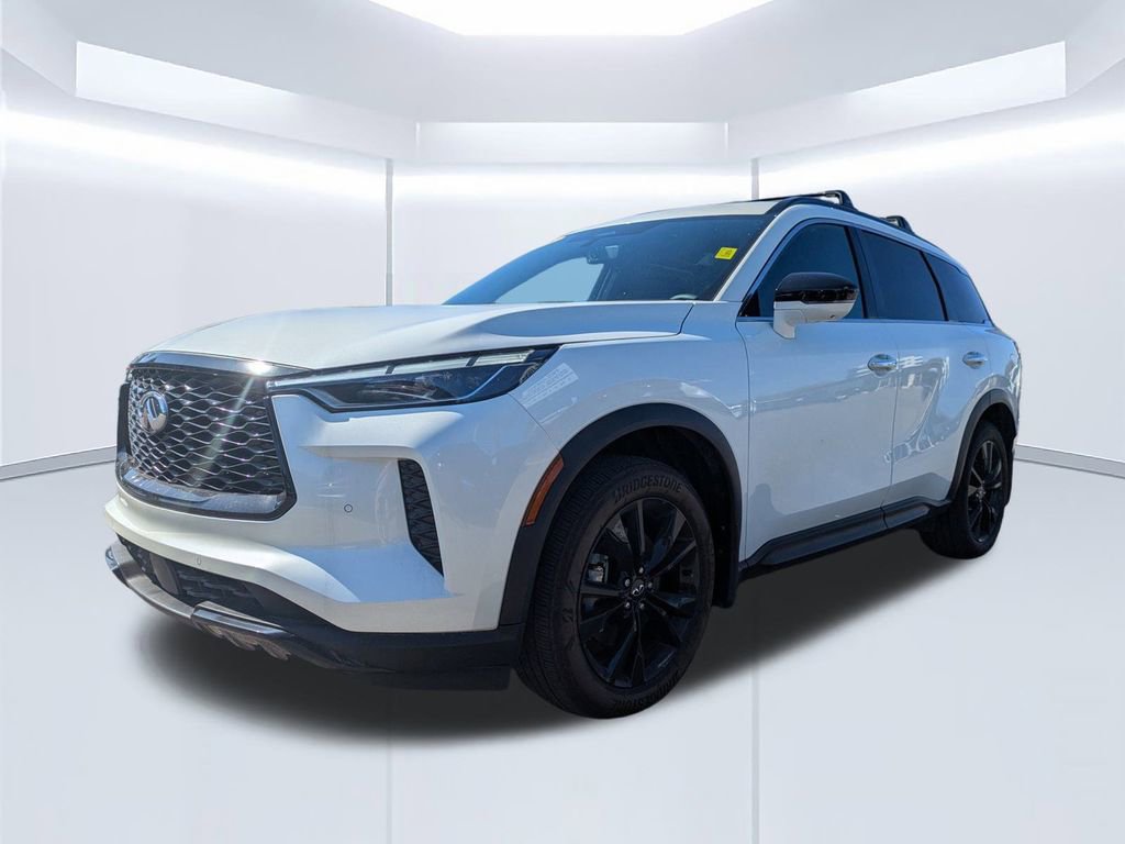 Certified 2025 INFINITI QX60 Luxe w/ Black Edition image 8
