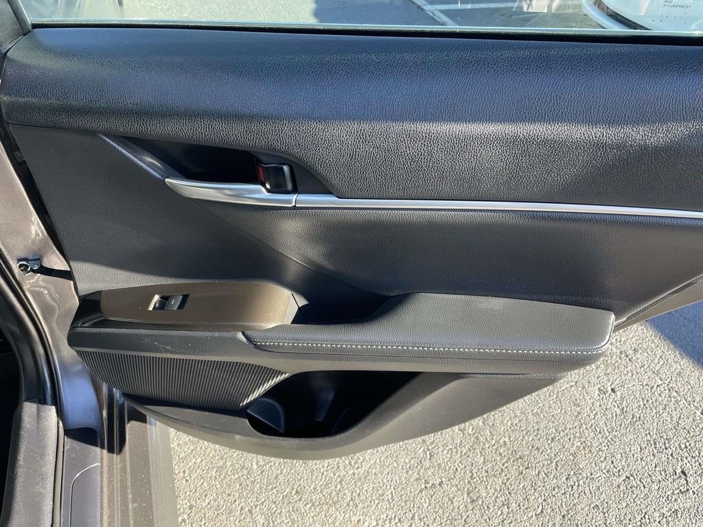 Used 2021 Toyota Camry XSE image 45