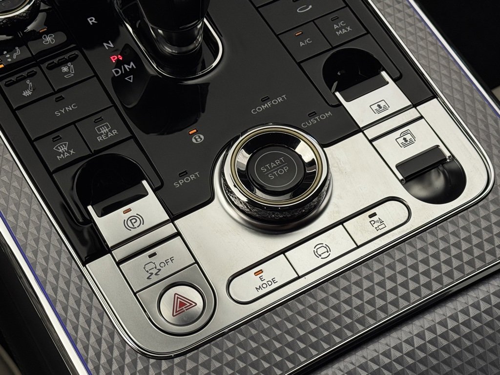 New 2026 Bentley Flying Spur Plug-In Hybrid image 49