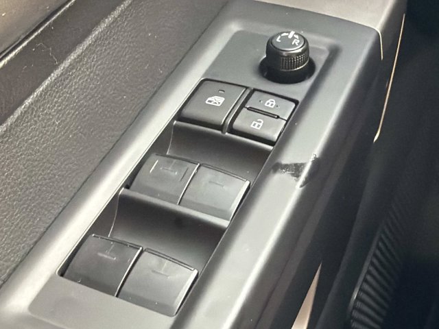 Used 2024 Toyota Tundra SR5 w/ SR5 Convenience Package AWD/4WD image 22