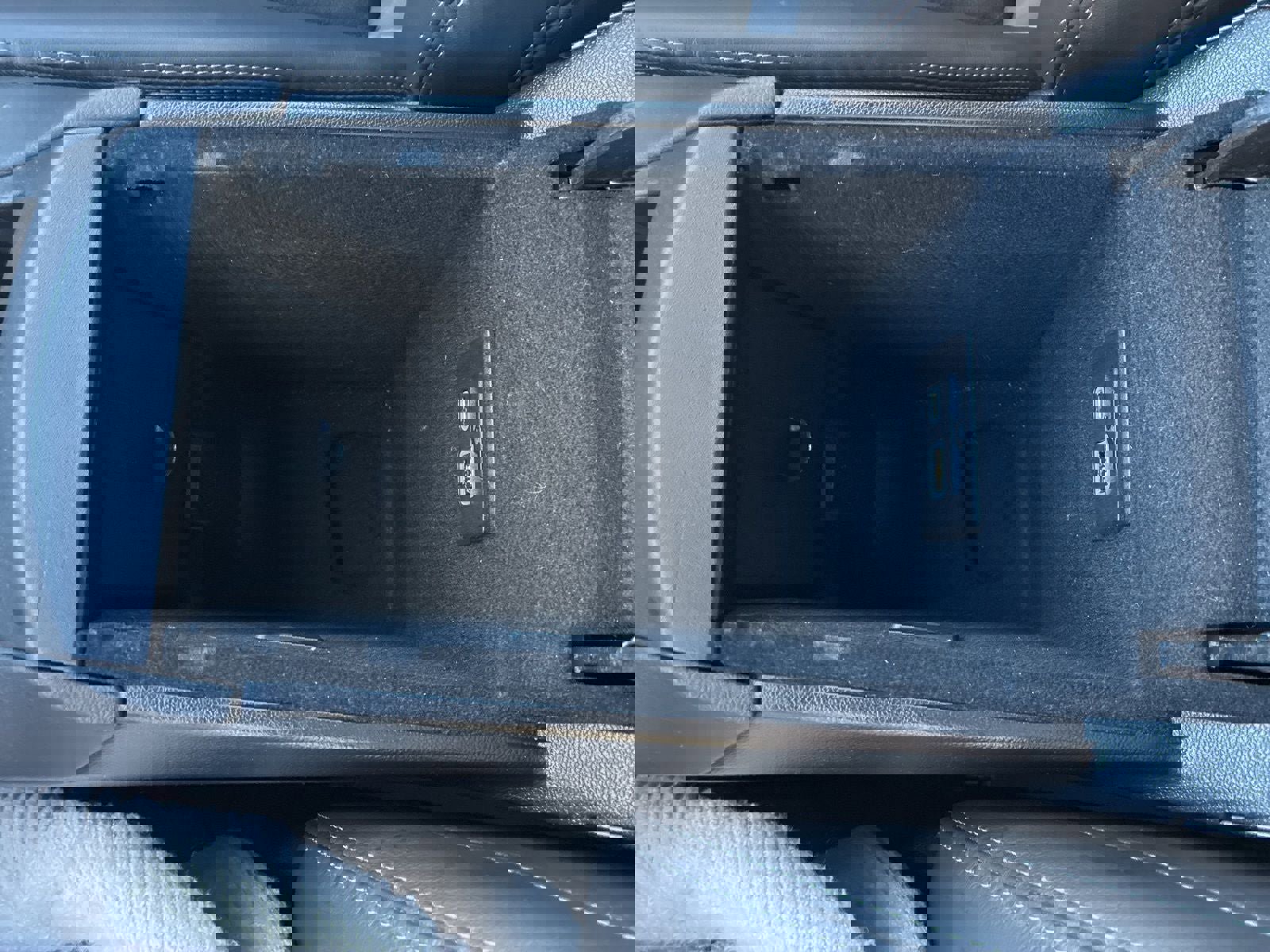 Used 2023 Cadillac XT5 Sportv w/ Technology Package image 23