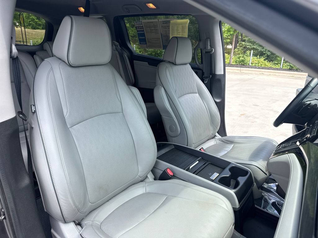 Used 2022 Honda Odyssey Elite image 34