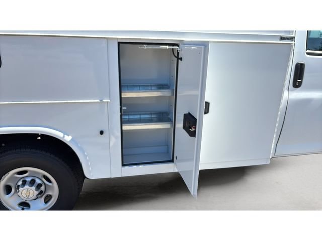New 2025 Chevrolet Express 3500 w/ Power Convenience Package RWD image 26