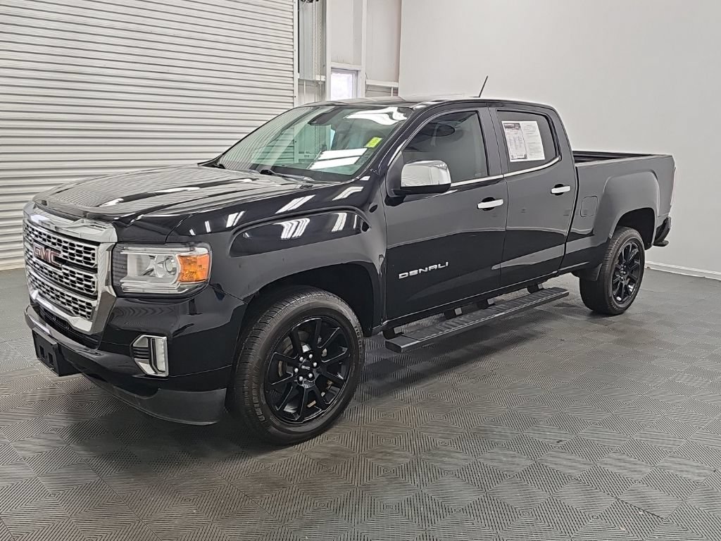 Used 2022 GMC Canyon Denali w/ Denali Black Edition Package AWD/4WD image 5