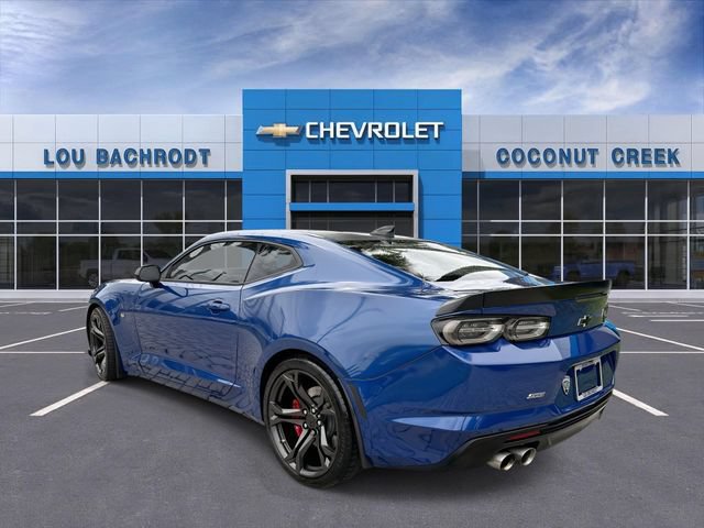 Used 2019 Chevrolet Camaro SS RWD image 6
