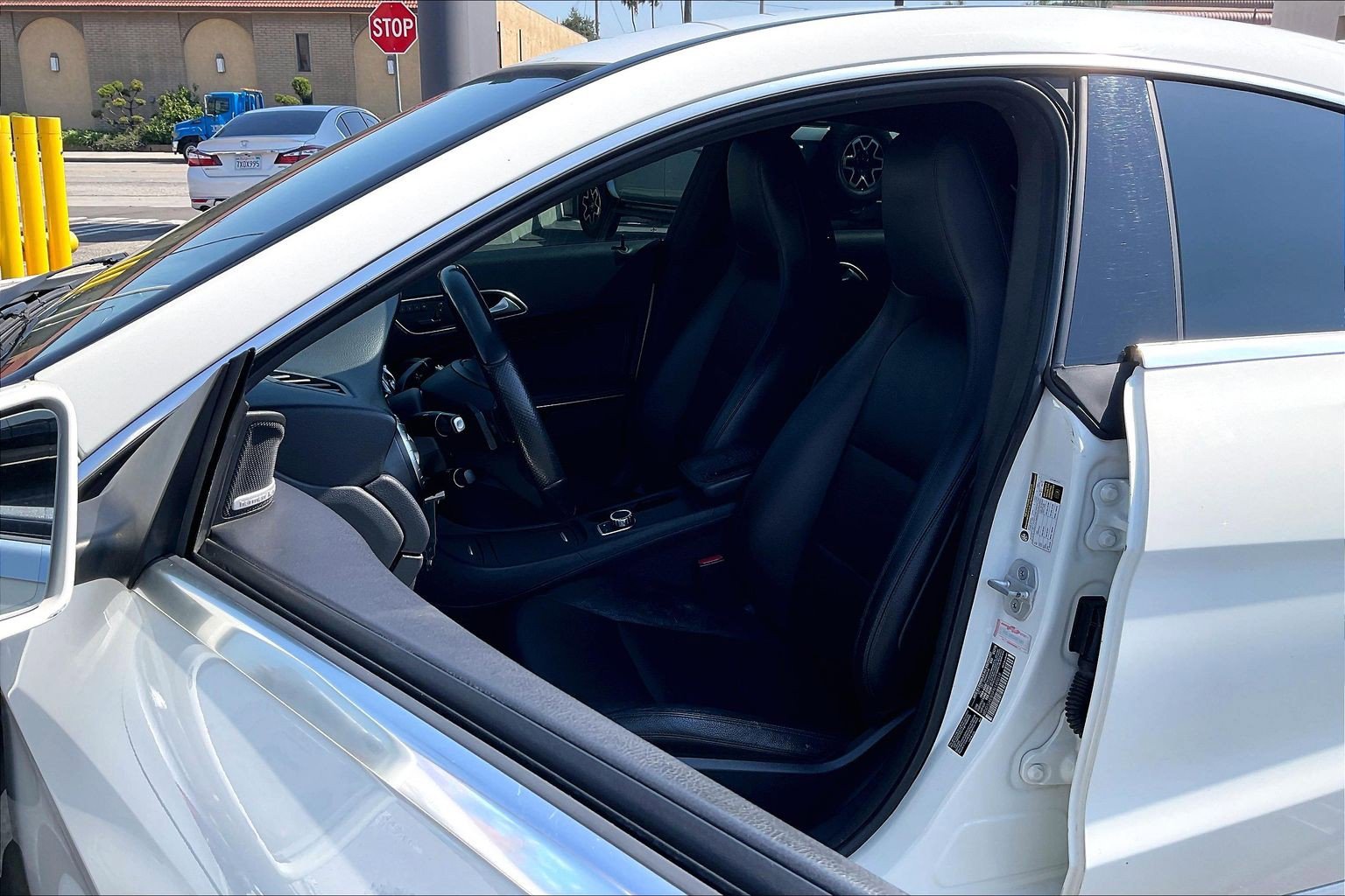 Used 2015 Mercedes-Benz CLA 250 image 8