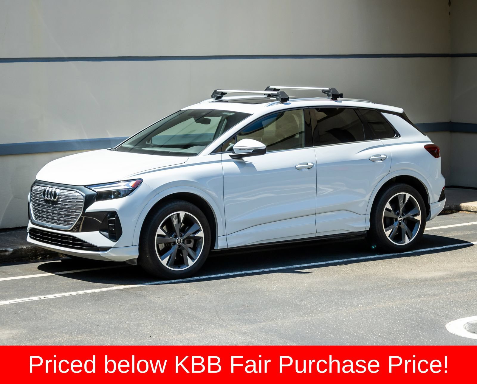 Used 2022 Audi Q4 e-tron Premium Plus AWD/4WD image 3