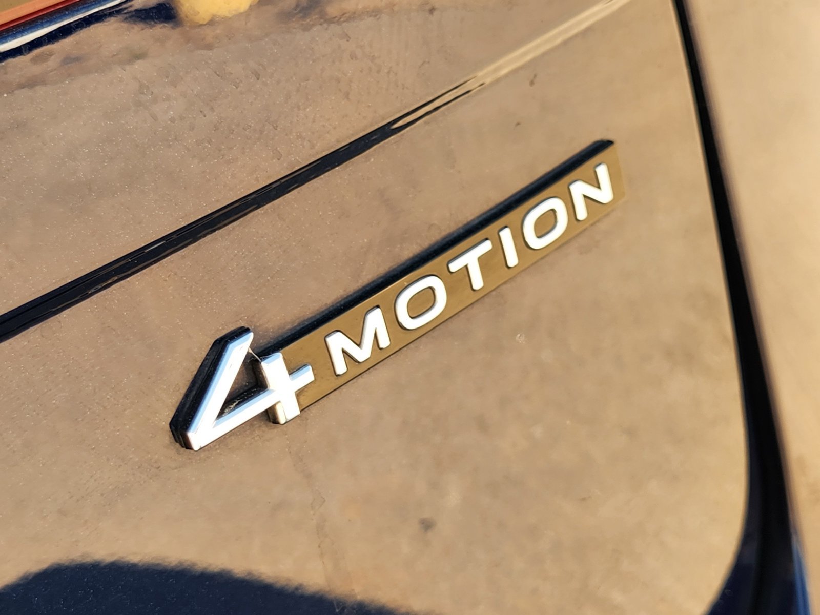 Used 2024 Volkswagen Tiguan SEL R-Line AWD/4WD image 14