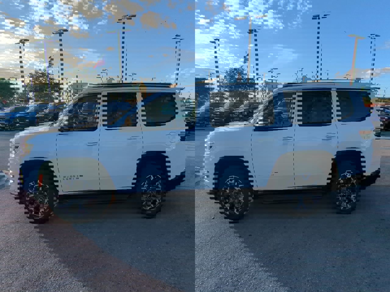 Used 2024 Jeep Wagoneer Series III image 8