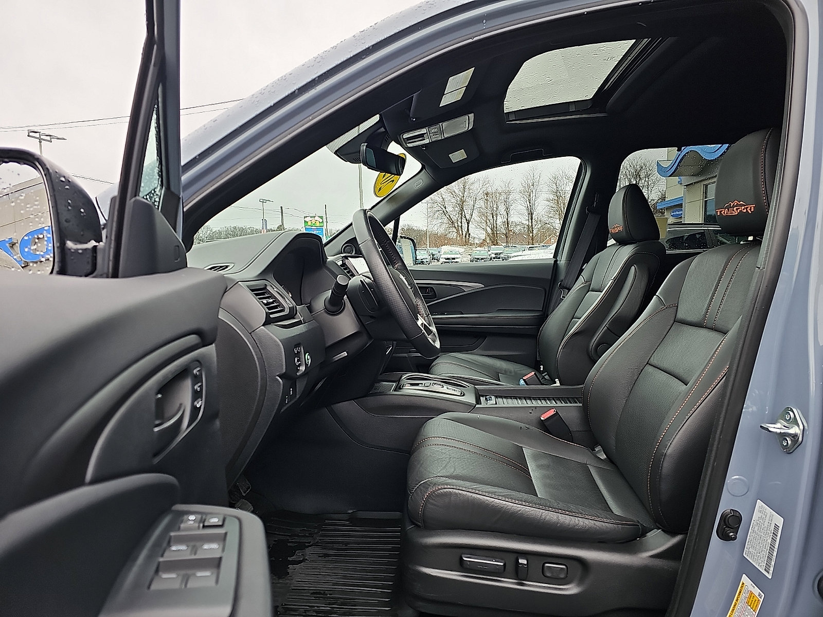 Used 2023 Honda Passport TrailSport image 13