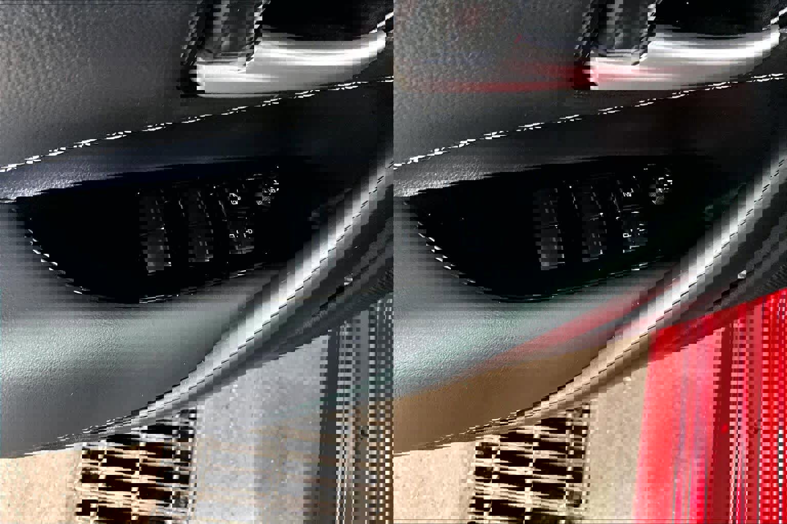 Certified 2023 Toyota Corolla SE image 32