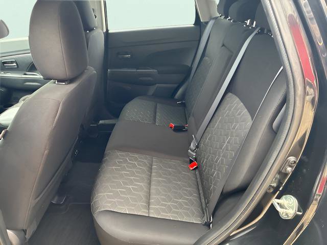 Used 2025 Mitsubishi Outlander Sport ES image 15