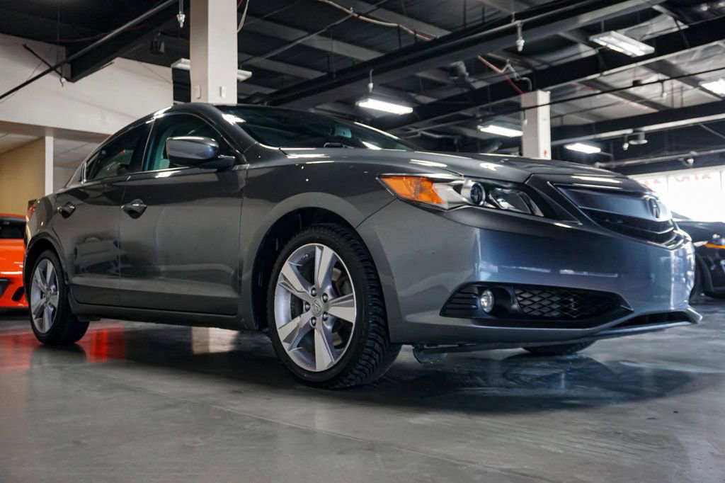 Used 2014 Acura ILX w/ Premium Package image 2