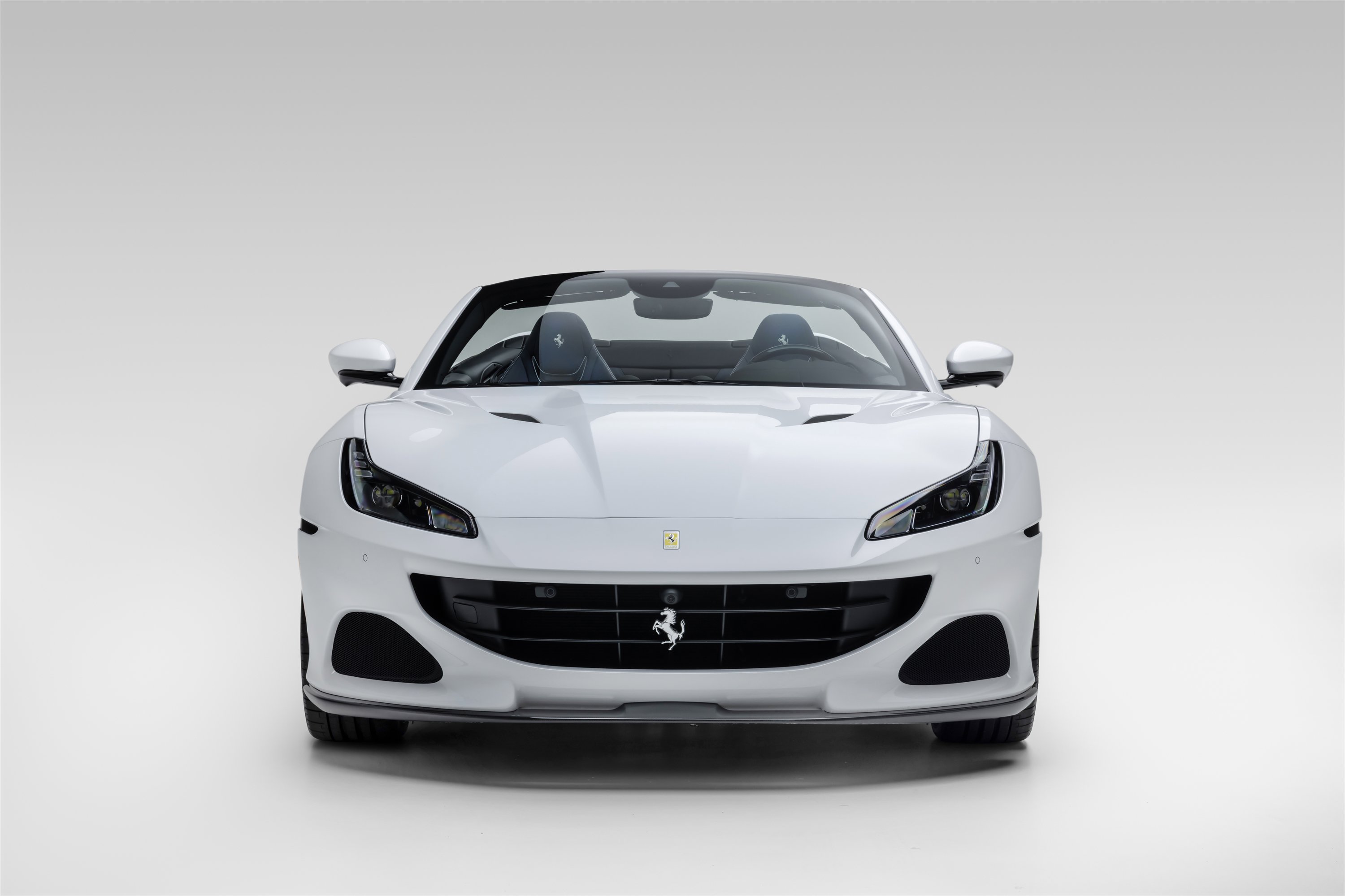 Certified 2023 Ferrari Portofino M RWD image 5