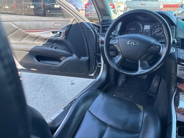 Used 2015 INFINITI Q70 3.7 image 16