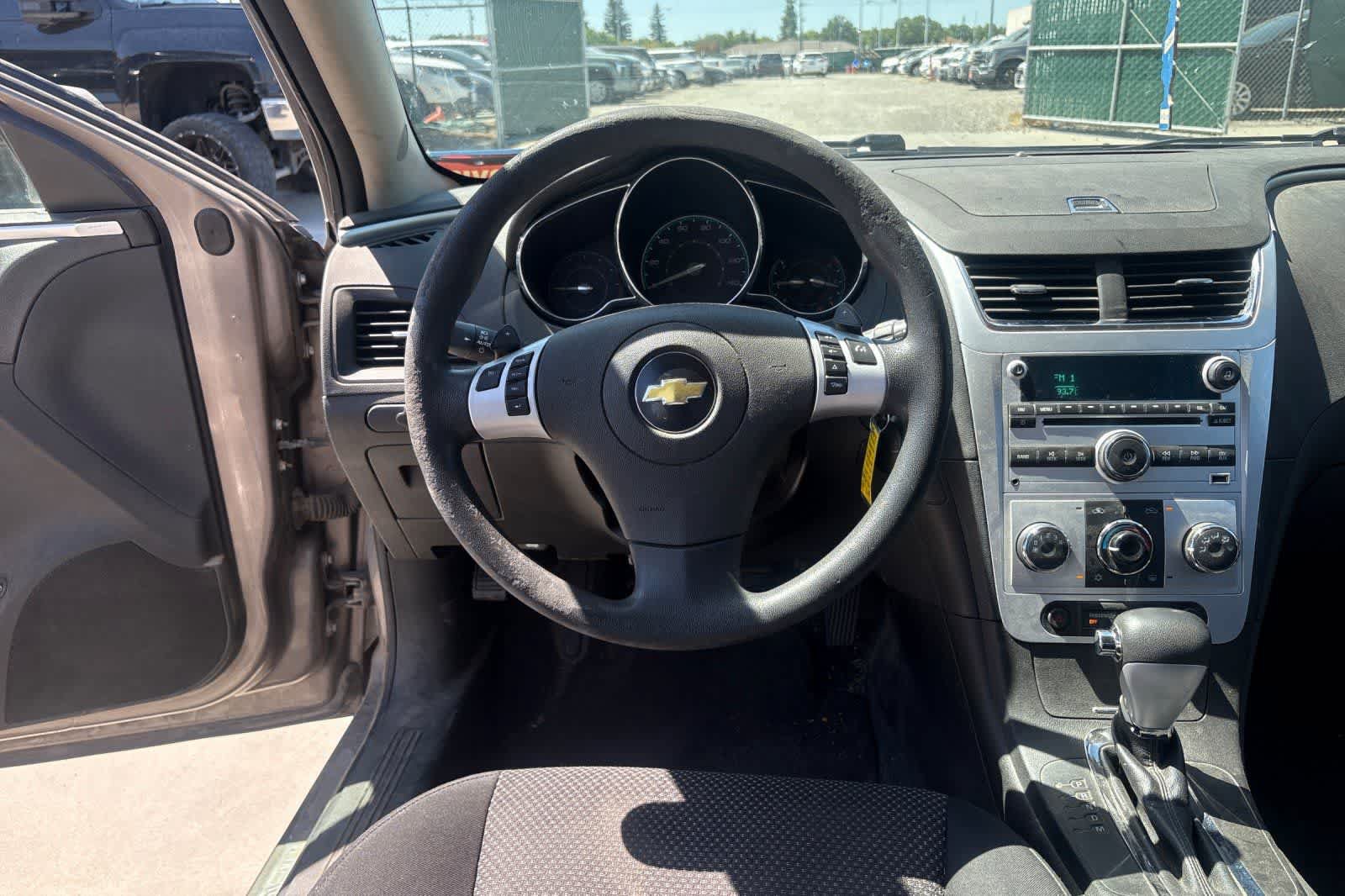Used 2010 Chevrolet Malibu LT w/ Power Convenience Package FWD image 16