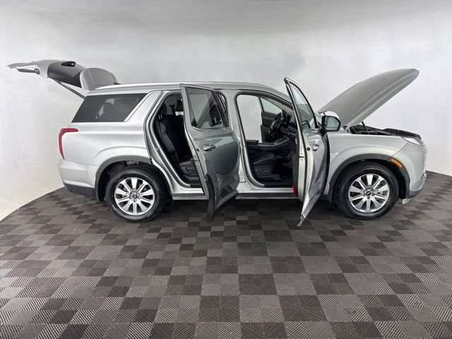 Used 2023 Hyundai Palisade SEL w/ Cargo Package AWD/4WD image 15